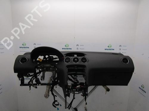 Tableau de bord PEUGEOT 308 SW I (4E_, 4H_) 1.6 16V (150 hp) 17223396