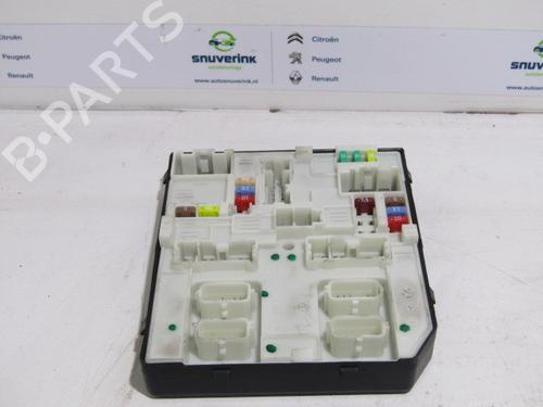 sikringsdaseel-central-renault-zoe-bfm_-zoe-284b62494r-2007837014-2012-17027210 main image