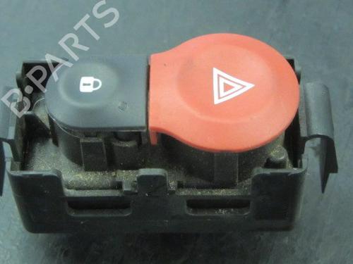Used Warning switch RENAULT KANGOO / GRAND KANGOO II (KW0/1_) 1.5 dCi 105 (KW0F) (103 hp) 13187862
