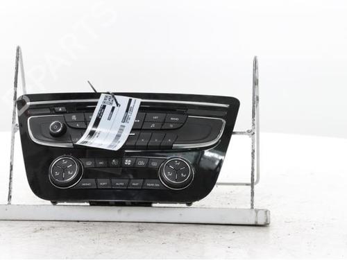 climate-control-peugeot-508-i-8d_-2010-2011-2012-2013-2014-2015-2016-2017-2018-33845854 main image
