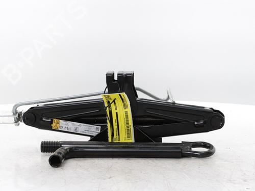 Used Jack Kit Jack Kit DACIA DUSTER (PYM_, PYN_) 1.2 TCe 130 (131 hp) 33697254 33697254