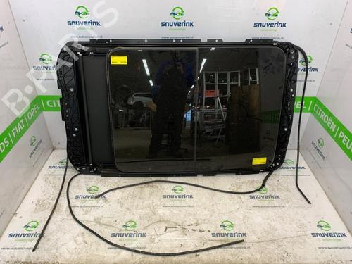 Used Sunroof PEUGEOT 3008 II SUV (MC_, MR_, MJ_, M4_) 1.2 THP/ PureTech 130 (MRHNSM, MRHNSU, MRHNSJ, MRHNYW,... (131 hp) 25828970