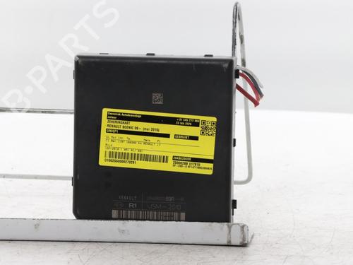 Used Fuse box Fuse box 34565838 34565838