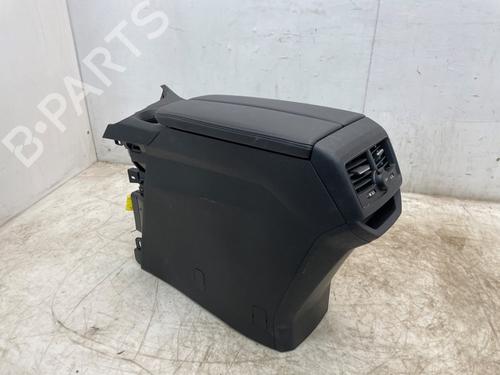 Midtkonsoll PEUGEOT 3008 II SUV (MC_, MR_, MJ_, M4_) 1.5 BlueHDi 130 (131 hp) 31050186