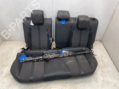 Used Rear seat PEUGEOT 2008 II (UD_, US_, UY_, UJ_, UR_, UC_) 1.2 PureTech 130 (USHNS, URHNS) (130 hp) 31627903