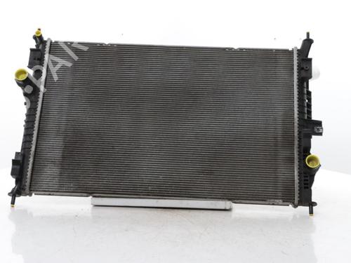 Used Water radiator Water radiator 37072217 37072217