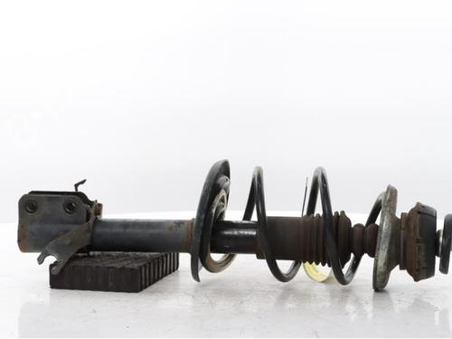 Used Left front shock absorber Left front shock absorber DACIA SANDERO II TCe 90 (B8M1, B8MA, B8AC) (90 hp) 40585102 40585102