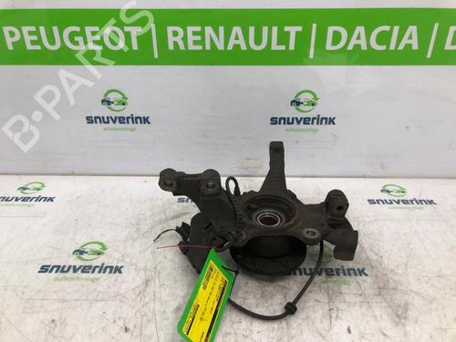 Used Right front steering knuckle Right front steering knuckle 18247433 18247433
