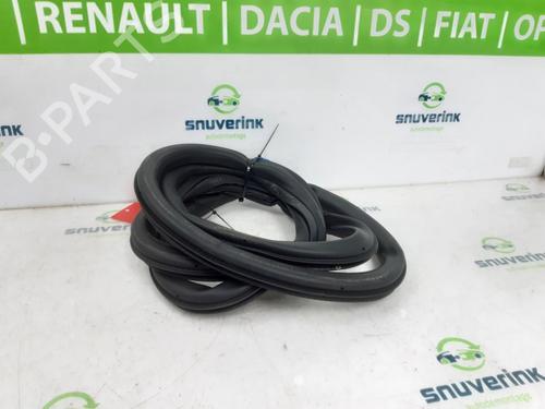 Rubber door seal CITROËN C4 III (BA_, BB_, BC_) 1.2 PureTech 130 (BAHNSA, BAHNSB) | BP23123656C142 