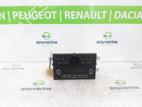 Radio RENAULT TWINGO III (BCM_, BCA_) 1.0 SCe 70 | BP20158505E6 