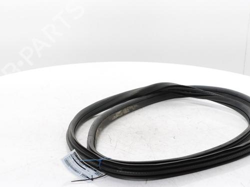 Gummiliste PEUGEOT 2008 I (CU_) 1.2 THP 110 / PureTech 110 | BP30186625C142