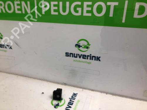 Used Switch PEUGEOT PARTNER Box Body/MPV 1.6 HDi / BlueHDi 75 (75 hp) 24166007