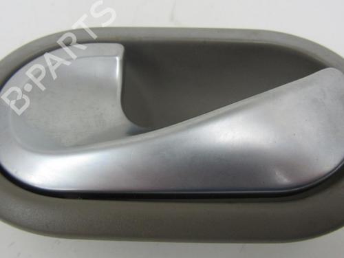 Used Exterior handle RENAULT CLIO III (BR0/1, CR0/1) 1.5 dCi (BR17, CR17) (86 hp) 10784694