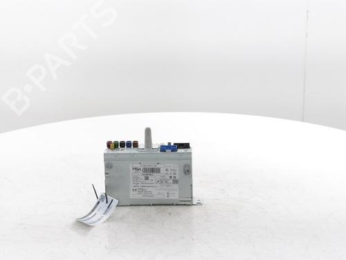 Used Radio Radio 29640824 29640824