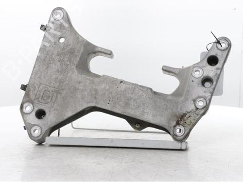 Used Gearbox mount Gearbox mount BMW 5 Touring (G31) 520 d Mild-Hybrid (190 hp) 34566821 34566821