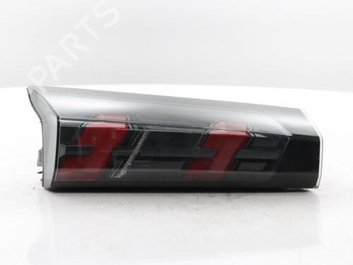 Used Left taillight Left taillight PEUGEOT 2008 II (UD_, US_, UY_, UJ_, UR_, UC_) 1.2 PureTech 100 (USHNK) (101 hp) 40527501 40527501