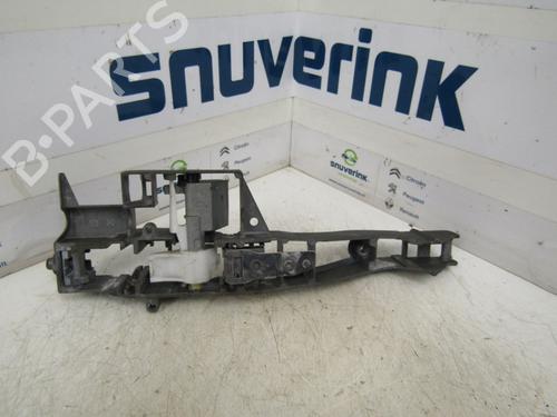 Venstre foran utvendig håndtak CITROËN C3 II (SC_) 1.4 (73 hp) 13397260