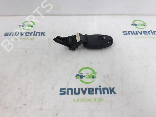 Used Switch PEUGEOT 206 Hatchback (2A/C) 1.4 i (75 hp) 13193984