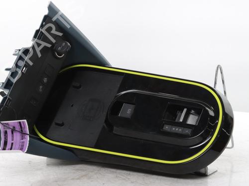 Used Middle console Middle console FIAT GRANDE PANDA (328) 1.2 Mild Hybrid (325) (110 hp) 33874487 33874487