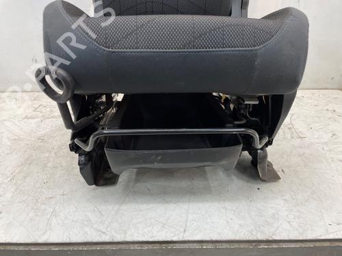 Left front seat PEUGEOT PARTNER Tepee 1.6 VTi | BP29640472C15 