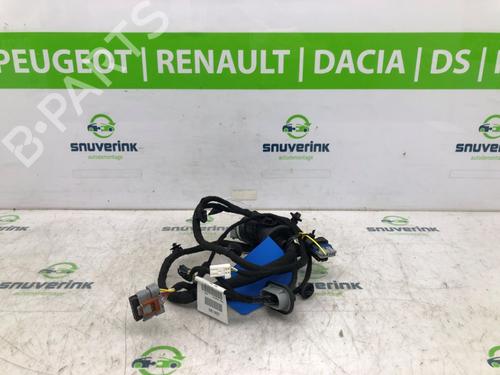 Used Wiring harness PEUGEOT 3008 II SUV (MC_, MR_, MJ_, M4_) 1.2 THP/ PureTech 130 (MRHNSM, MRHNSU, MRHNSJ, MRHNYW,... (131 hp) 18028495