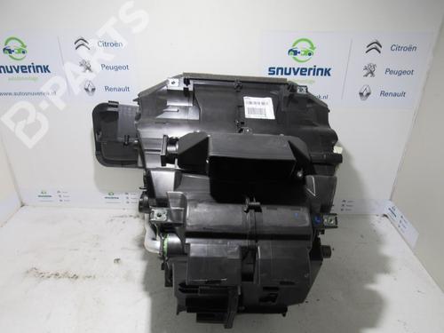Used Heater matrix box Heater matrix box RENAULT MEGANE IV Grandtour (K9A/M/N_) 1.3 TCe 115 (K9N9) (116 hp) 10798151 10798151