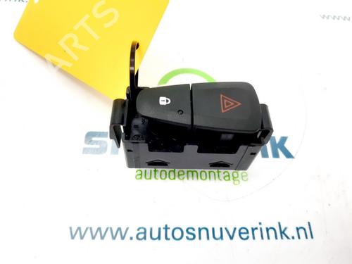 Used Warning switch RENAULT MEGANE III Hatchback (BZ0/1_, B3_) 1.5 dCi (BZ09, BZ0D, BZ1W, BZ29, BZ14) (110 hp) 13193561