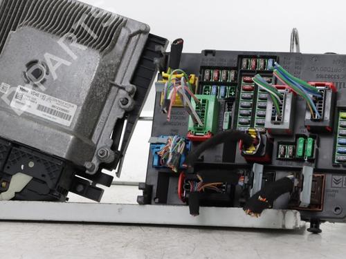Used Engine control unit (ECU) Engine control unit (ECU) PEUGEOT 308 SW II (LC_, LJ_, LR_, LX_, L4_) 1.2 THP 130 (131 hp) 34566206 34566206
