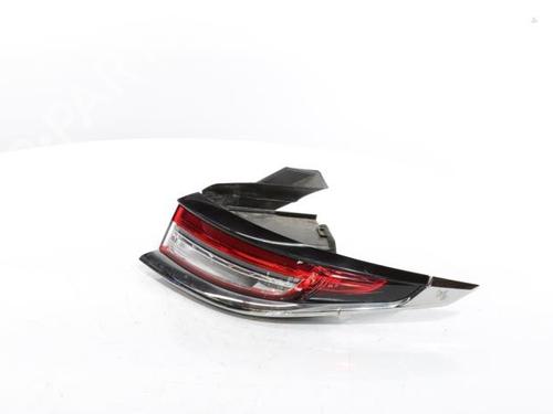 Used Right taillight Right taillight DS DS 3 / DS 3 CROSSBACK (UR_, UC_, UJ_) 1.2 PureTech 100 (URHNKK, URHNEK) (101 hp) 40584258 40584258