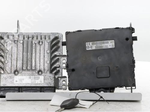 engine-control-unit-ecu-renault-master-iii-van-fv-2010-31592195 main image