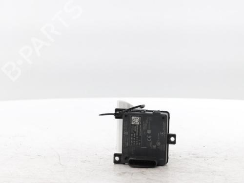 Used Electronic sensor Electronic sensor PEUGEOT 308 SW III (FC_, FJ_, FR_, F4_, FN_) BlueHDi 130 (FCYHZL, FCYHZT) (131 hp) 33696719 33696719