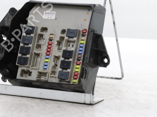 Fuse box RENAULT CLIO III (BR0/1, CR0/1) 1.2 16V (BR02, BR0J, BR11, CR02, CR0J, CR11) | BP36278743E1 - Image 2