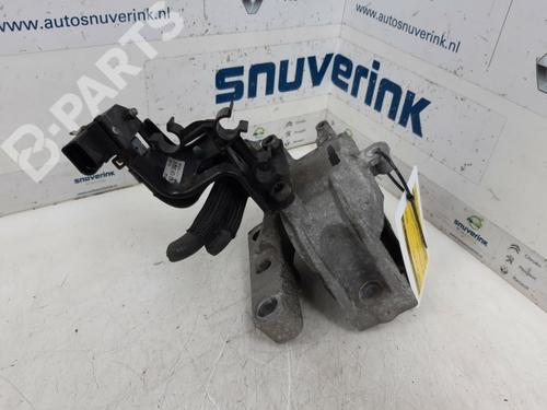 Used Engine mount Engine mount VW CADDY III Box Body/MPV (2KA, 2KH, 2CA, 2CH) 1.6 TDI (102 hp) 10799285 10799285