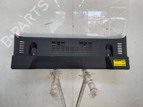 Used Boot lining Boot lining RENAULT CLIO V (B7_) 1.0 TCe 100 (B7MT) (101 hp) 39912281 39912281