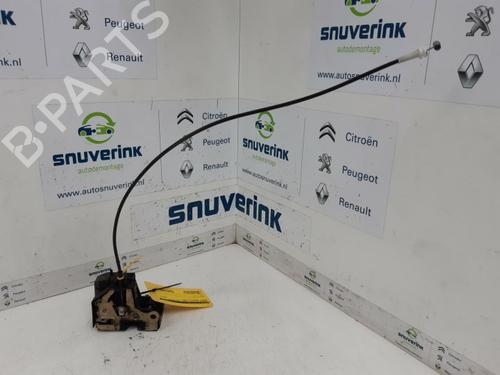 Cerradura puerta trasera izquierda RENAULT SCÉNIC I MPV (JA0/1_, FA0_) 1.6 (JA00, JA16, JA15, JA19, JA1V, JA2B, JA2C, JA0B,... (107 hp) 13191930