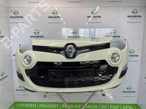 Used Front bumper RENAULT TWINGO II (CN0_) 1.2 16V (CN04, CN0B) (75 hp) 28521349