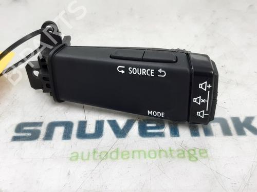 Used Steering wheel controls RENAULT MEGANE E-TECH SUV EV60 (BNJ1) (218 hp) 19060347