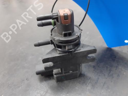 Grill PEUGEOT 308 II (LB_, LP_, LW_, LH_, L3_) 1.2 THP 110 (110 hp) 30185378