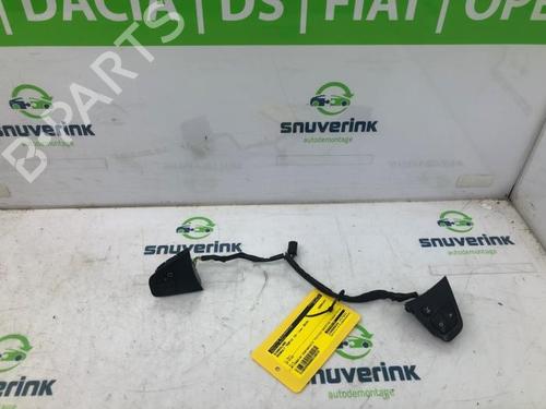switch-renault-trafic-iii-van-fg_-16-dci-145-fgmg-251900567r-284480002r-251454612r-2014-17676625 main image