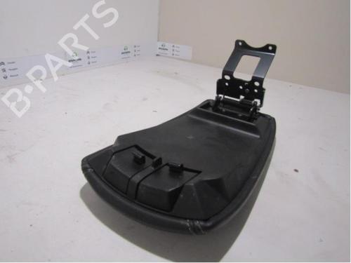 Armrest / Center console CITROËN DS5 2.0 HDi 200 Hybrid4 All-wheel Drive | BP40561547I20 - Image 2