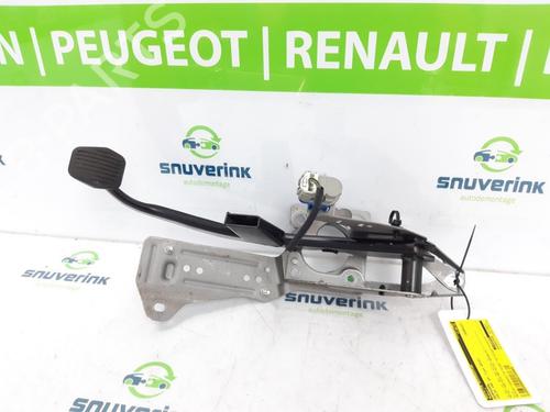 Used Break pedal VOLVO V40 Hatchback (525) D2 (114 hp) 10806994