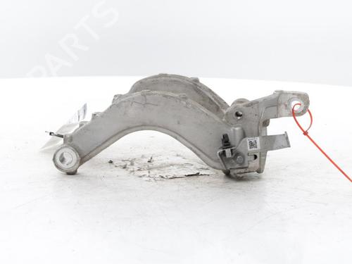 Used Right front suspension arm Right front suspension arm 38111103 38111103