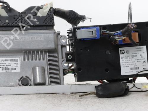 Used Engine control unit (ECU) Engine control unit (ECU) 38111243 38111243