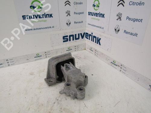 Used Engine mount Engine mount 10792250 10792250