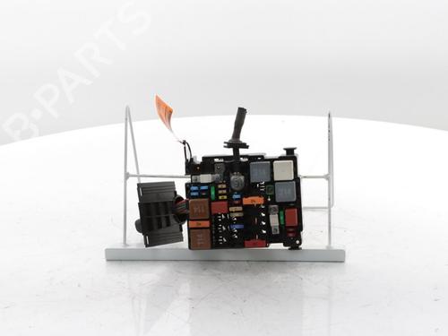 fuse-box-citroen-c5-aircross-a_-2018-29241691 main image