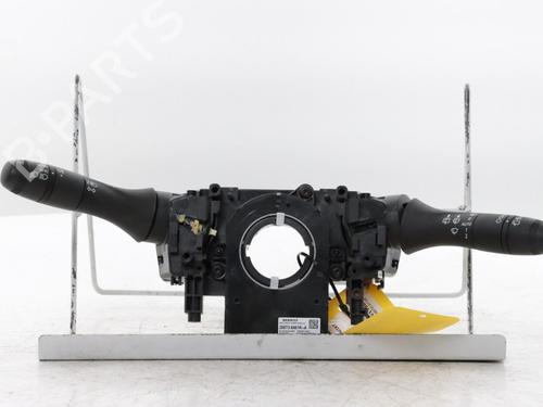 Used Steering column stalk Steering column stalk RENAULT CAPTUR II (HF_) TCe 160 (HFN1) (158 hp) 33697131 33697131