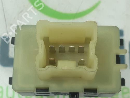 Switch DACIA SANDERO II TCe 90 (B8M1, B8MA, B8AC) | BP19148258I30 