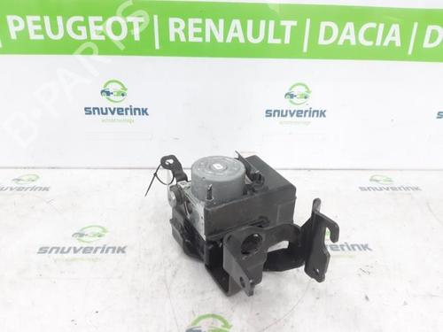 Used ABS pump ABS pump PEUGEOT 208 II (UB_, UP_, UW_, UJ_) 1.2 PureTech 130 (131 hp) 40583212 40583212