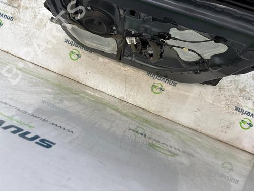 Right front door RENAULT MEGANE III Grandtour (KZ0/1) 1.4 TCe (KZ0F, KZ1V) | BP26665521C3