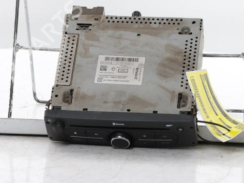 Used Radio Radio 39211555 39211555